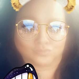 Meet your Posher, Suzanne